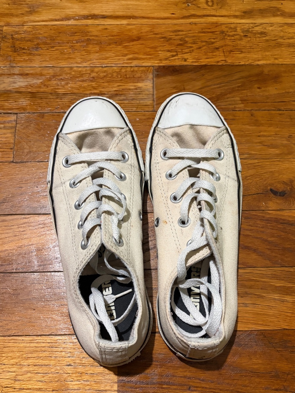 Converse Cream Women Size 6 Canvas Sneakers Shoes